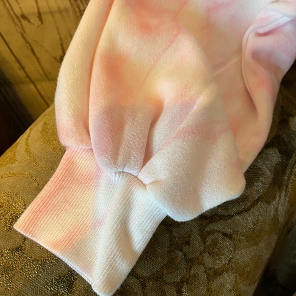 World Market Pink and White Tie Dye Sweatshirt With Cutout Back New With Tag - Picture 4 of 15